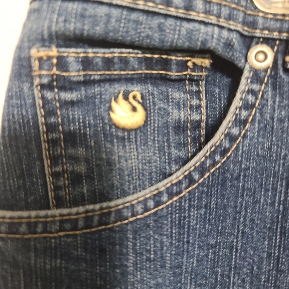 Gloria Vanderbilt Jeans - Picture 3 of 7